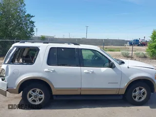 2002 Ford Explorer Eddie Bauer с VIN 1FMZU74E32ZB77338, выставлен на аукционе IAAI как лот 42321438 с пробегом 347 975 миль миль и . История ставок и продаж доступна на DreamBid. Изображение 13.