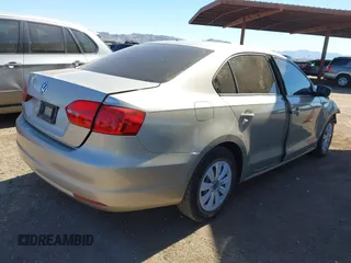 2014 Volkswagen Jetta Sedan S with VIN 3VW2K7AJ6EM336045, listed as a IAAI auction lot 41889045 with 78,056 mi miles. Bid and sale history available at carsss.com. Image 4.