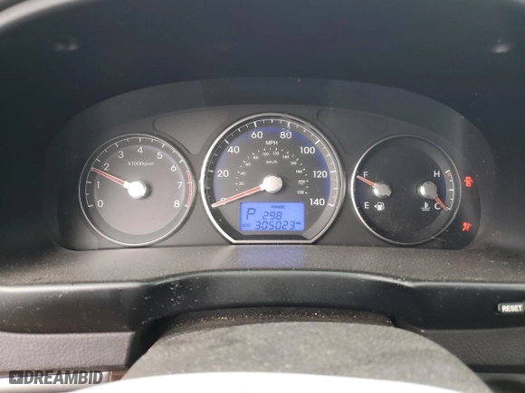 2010 Hyundai Santa Fe GLS with VIN 5NMSG3AB5AH394313, listed as a Copart auction lot 47745435 with 305,023 mi miles and Clean Title. Bid and sale history available at carsss.com. Image 9.