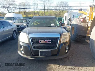 2010 GMC Terrain SLE-1 z VIN 2CTFLCEW0A6416692, wystawiony jako IAAI lot #42165126 z przebiegiem Nie podano mil oraz . Historia ofert i sprzedaży dostępna na DreamBid. Obrazek 6.