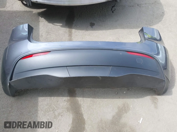 2022 Tesla Model Y Long Range z VIN 7SAYGDEE6NF364994, wystawiony jako IAAI lot #42322587 z przebiegiem 41 572 mil mil oraz . Historia ofert i sprzedaży dostępna na DreamBid. Obrazek 12.