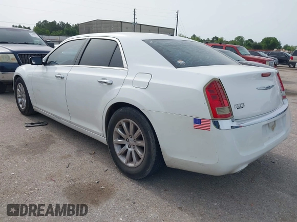 2012 Chrysler 300 Limited z VIN 2C3CCACG9CH249226, wystawiony jako IAAI lot #42256599 z przebiegiem Nie podano mil oraz . Historia ofert i sprzedaży dostępna na DreamBid. Obrazek 3.