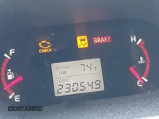 2010 Toyota Matrix with VIN 2T1KU4EE2AC348334, listed as a IAAI auction lot 41806058 with 230,549 mi miles. Bid and sale history available at carsss.com. Image 7.