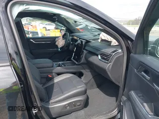 2024 GMC Acadia AWD Elevation z VIN 1GKENNKSXRJ197435, wystawiony jako IAAI lot #41951892 z przebiegiem 10 366 mil mil oraz . Historia ofert i sprzedaży dostępna na DreamBid. Obrazek 5.