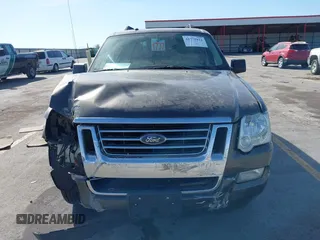 2008 Ford Explorer XLT with VIN 1FMEU73E88UB29534, listed as a IAAI auction lot 41775911 with 120,440 mi miles. Bid and sale history available at carsss.com. Image 12.