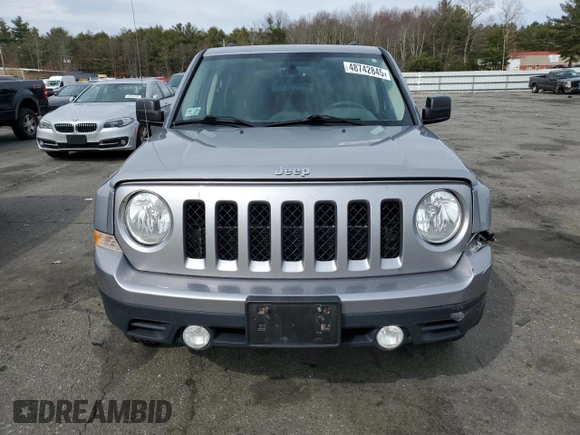 2015 Jeep Patriot High Altitude with VIN 1C4NJRFB0FD303636, listed as a Copart auction lot 48742845 with 125,420 mi miles and Salvage Title. Bid and sale history available at carsss.com. Image 5.