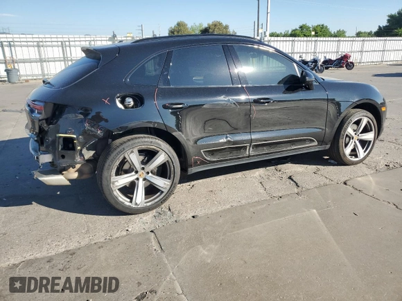 2023 Porsche Macan with VIN WP1AA2A54PLB05445, listed as a Copart auction lot 60559075 with 23,288 mi miles and Salvage title. Bid and sale history available at DreamBid. Image 3.
