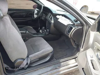 2006 Chevrolet Monte Carlo LS z VIN 2G1WJ15K669338047, wystawiony jako IAAI lot #42253375 z przebiegiem 179 301 mil mil oraz . Historia ofert i sprzedaży dostępna na DreamBid. Obrazek 5.