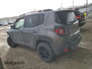 2017 Jeep Renegade Latitude with VIN ZACCJBBB9HPF65132, listed as a Copart auction lot 44997795 with 98,206 mi miles and Clean Title. Bid and sale history available at carsss.com. Image 2.