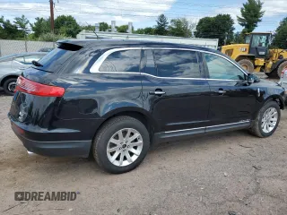 2019 Lincoln MKT with VIN 2LMHJ5NK0KBL04339, listed as a Copart auction lot 67977604 with 224,323 mi miles and Salvage Title. Bid and sale history available at DreamBid. Image 3.