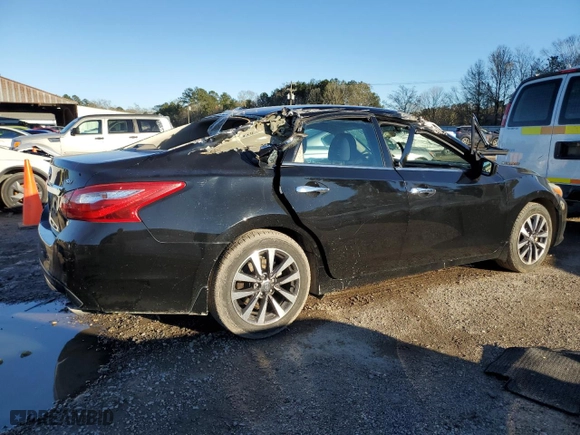 2017 Nissan Altima 2.5 SV with VIN 1N4AL3AP1HC475682, listed as a Copart auction lot 46782825 with 105,264 mi miles and Salvage Title. Bid and sale history available at carsss.com. Image 3.