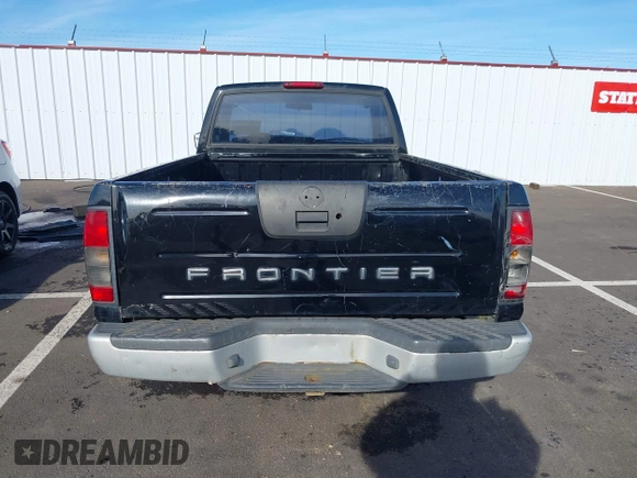 2001 Nissan Frontier XE z VIN 1N6DD21S41C399865, wystawiony jako IAAI lot #41569843 z przebiegiem Nie podano mil oraz . Historia ofert i sprzedaży dostępna na DreamBid. Obrazek 16.