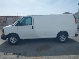 2012 Chevrolet Express Cargo Van with VIN 1GCWGFCA3C1193871, listed as a IAAI auction lot 42098096 with 227,331 mi miles. Bid and sale history available at carsss.com. Image 14.