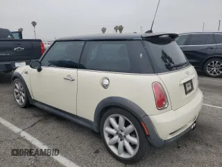 2006 MINI Hardtop S z VIN WMWRE33566TJ34940, wystawiony jako Copart lot #54348295 z przebiegiem 67 435 mil mil oraz Szkoda całkowita • Salvage title. Historia ofert i sprzedaży dostępna na DreamBid. Obrazek 2.