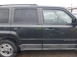 2011 Jeep Patriot Sport with VIN 1J4NT1GA9BD122962, listed as a IAAI auction lot 41903341 with 114,297 mi miles and . Bid and sale history available at carsss.com. Image 13.