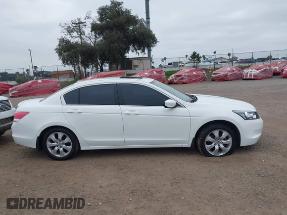 2009 Honda Accord EX z VIN 1HGCP26779A032901, wystawiony jako IAAI lot #42043319 z przebiegiem 231 311 mil mil oraz . Historia ofert i sprzedaży dostępna na DreamBid. Obrazek 13.