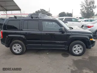 2014 Jeep Patriot Sport with VIN 1C4NJPBA3ED573864, listed as a IAAI auction lot 41166213 with 139,061 mi miles. Bid and sale history available at carsss.com. Image 13.