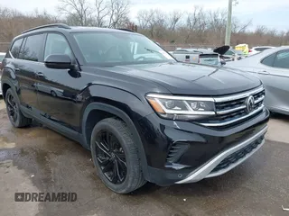 2022 Volkswagen Atlas 3.6L V6 SE w/Technology with VIN 1V2HR2CA9NC548835, listed as a IAAI auction lot 41532251 with 22,354 mi miles. Bid and sale history available at carsss.com. Image 1.