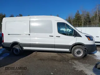 2023 Ford Transit Cargo with VIN 1FTBR1C84PKB27872, listed as a IAAI auction lot 41025498 with 6,710 mi miles and . Bid and sale history available at DreamBid. Image 13.