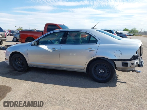 2011 Ford Fusion SE with VIN 3FAHP0HG2BR144898, listed as a IAAI auction lot 37638561 with 96,815 mi miles. Bid and sale history available at carsss.com. Image 15.
