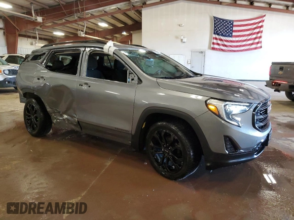 2021 GMC Terrain SLE z VIN 3GKALTEVXML375649, wystawiony jako Copart lot #53078055 z przebiegiem 46 688 mil mil oraz Szkoda całkowita • Salvage title. Historia ofert i sprzedaży dostępna na DreamBid. Obrazek 4.
