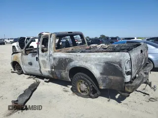 1999 Ford F-250 XL with VIN 1FTNX20S6XED95393, listed as a Copart auction lot 71039494 with Not provided miles and Non repairable. Bid and sale history available at DreamBid. Image 2.