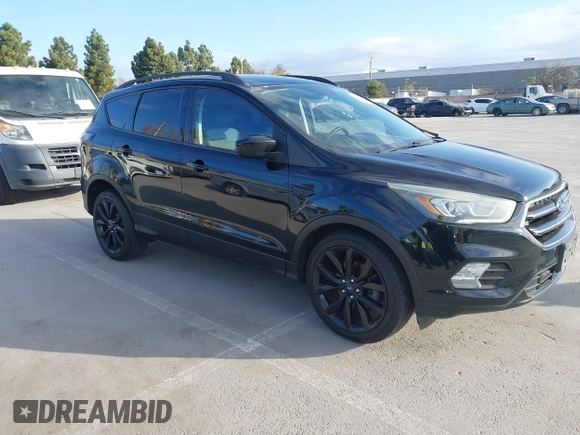2017 Ford Escape SE with VIN 1FMCU0GDXHUC95845, listed as a IAAI auction lot 41850265 with 77,691 mi miles and . Bid and sale history available at carsss.com. Image 1.