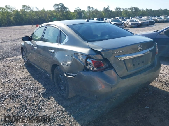 2015 Nissan Altima SV with VIN 1N4AL3AP6FC246055, listed as a IAAI auction lot 42058771 with 319,386 mi miles and . Bid and sale history available at carsss.com. Image 3.