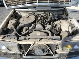 1983 Mercedes-Benz 300 with VIN WDBAB33A1DB021775, listed as a Copart auction lot 79347334 with 201,388 mi miles and Clean Title. Bid and sale history available at carsss.com. Image 11.
