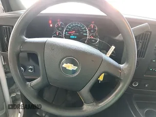 2020 Chevrolet Express Cargo with VIN 1GCWGAFG0L1185522, listed as a IAAI auction lot 42842195 with 128,884 mi miles and . Bid and sale history available at DreamBid. Image 34.