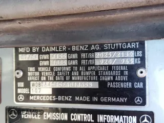 1984 Mercedes-Benz 380 SL with VIN WDBBA45A5EA014653, listed as a Copart auction lot 48423055 with 107,383 mi miles and Clean Title. Bid and sale history available at DreamBid. Image 12.