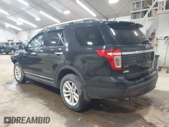 2015 Ford Explorer XLT z VIN 1FM5K8D83FGA52734, wystawiony jako IAAI lot #42285782 z przebiegiem 107 327 mil mil oraz . Historia ofert i sprzedaży dostępna na DreamBid. Obrazek 3.