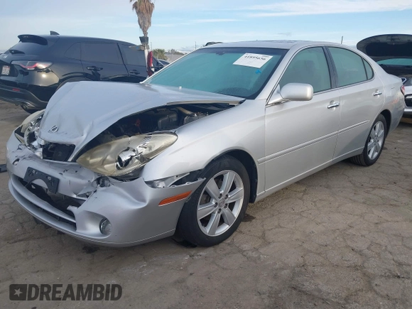 2005 Lexus ES 330 with VIN JTHBA30G355134384, listed as a IAAI auction lot 41895656 with 162,995 mi miles. Bid and sale history available at carsss.com. Image 2.