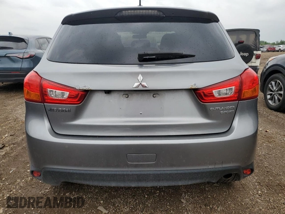 2015 Mitsubishi Outlander SE with VIN 4A4AP4AU7FE011347, listed as a Copart auction lot 61540855 with 161,791 mi miles and Clean title. Bid and sale history available at DreamBid. Image 6.