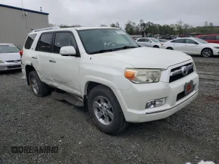 2013 Toyota 4Runner SR5 z VIN JTEZU5JR4D5057487, wystawiony jako Copart lot #51703755 z przebiegiem 119 883 mil mil oraz Szkoda całkowita • Salvage title. Historia ofert i sprzedaży dostępna na DreamBid. Obrazek 4.