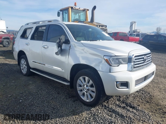 2020 Toyota Sequoia Platinum with VIN 5TDDY5G10LS175226, listed as a IAAI auction lot 41502259 with 75,043 mi miles. Bid and sale history available at carsss.com. Image 1.