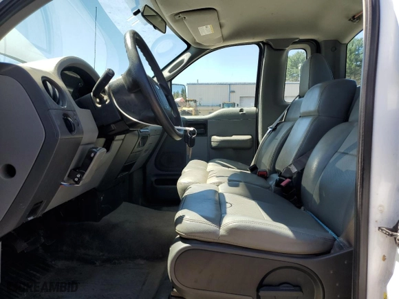 2005 Ford F-150 XL with VIN 1FTRF12W05KB89130, listed as a Copart auction lot 55062385 with 175,439 mi miles and Clean Title. Bid and sale history available at carsss.com. Image 7.