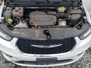 2024 Chrysler Pacifica Hybrid Select z VIN 2C4RC1S78RR117746, wystawiony jako Copart lot #55064975 z przebiegiem 26 216 mil mil oraz Tytuł czysty. Historia ofert i sprzedaży dostępna na DreamBid. Obrazek 12.