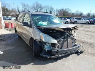 2004 Toyota Sienna CE with VIN 5TDZA23C14S214715, listed as a IAAI auction lot 41606333 with 214,104 mi miles. Bid and sale history available at carsss.com. Image 1.