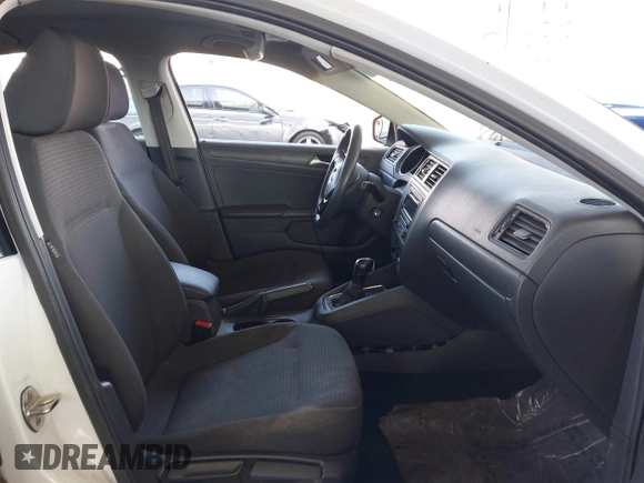 2015 Volkswagen Jetta Sedan 2.0L S with VIN 3VW2K7AJ3FM253125, listed as a IAAI auction lot 41535632 with 103,953 mi miles. Bid and sale history available at carsss.com. Image 5.