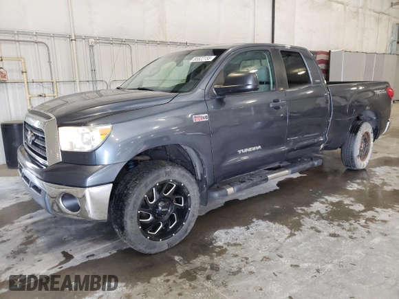 2008 Toyota Tundra z VIN 5TBBV54158S492942, wystawiony jako Copart lot #55522155 z przebiegiem 179 105 mil mil oraz Szkoda całkowita • Salvage title. Historia ofert i sprzedaży dostępna na DreamBid. Obrazek 1.
