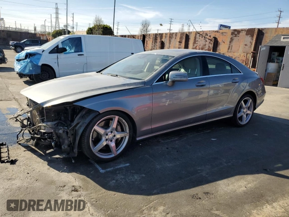 2014 Mercedes-Benz CLS 550 z VIN WDDLJ7DB6EA100674, wystawiony jako Copart lot #50005085 z przebiegiem 86 337 mil mil oraz Szkoda całkowita • Salvage title. Historia ofert i sprzedaży dostępna na DreamBid. Obrazek 1.