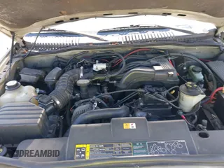 2003 Ford Explorer XLS z VIN 1FMZU62K73UB53223, wystawiony jako IAAI lot #42042733 z przebiegiem 127 405 mil mil oraz . Historia ofert i sprzedaży dostępna na DreamBid. Obrazek 10.