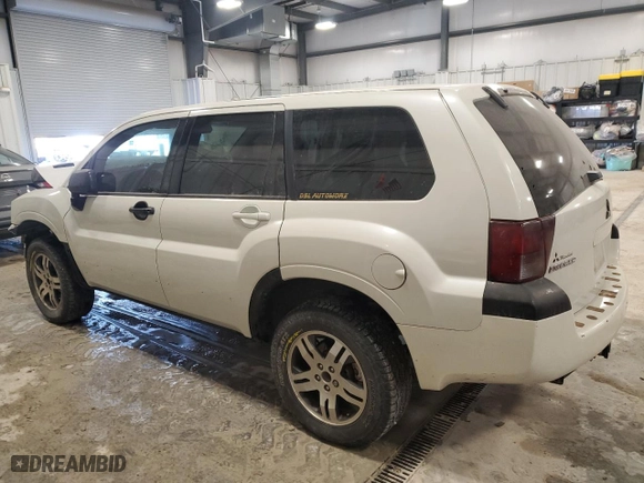 2005 Mitsubishi Endeavor XLS with VIN 4A4MN31S95E021808, listed as a Copart auction lot 41873135 with 280,901 mi miles and Salvage Title. Bid and sale history available at carsss.com. Image 2.