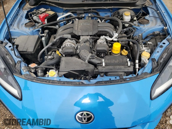 2022 Toyota GR86 with VIN JF1ZNBC10N8752398, listed as a Copart auction lot 57057444 with 32,502 mi miles and Salvage Title. Bid and sale history available at carsss.com. Image 11.