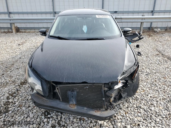 2013 Volkswagen Passat SE w/Sunroof with VIN 1VWBH7A33DC138085, listed as a Copart auction lot 42794035 with 129,473 mi miles and Salvage Title. Bid and sale history available at carsss.com. Image 5.