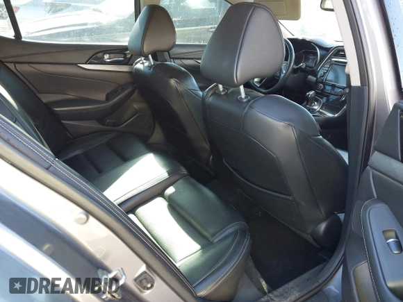 2017 Nissan Maxima SV with VIN 1N4AA6AP3HC405981, listed as a IAAI auction lot 40836226 with 133,283 mi miles and . Bid and sale history available at DreamBid. Image 8.