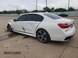 2016 BMW 7 Series 740i with VIN WBA7E2C53GG739056, listed as a Copart auction lot 59141613 with 0 mi miles. Bid and sale history available at carsss.com. Image 2.