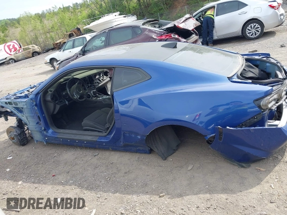 2021 Chevrolet Camaro 1SS with VIN 1G1FF1R78M0123932, listed as a IAAI auction lot 42040794 with Not Provided miles and . Bid and sale history available at DreamBid. Image 13.
