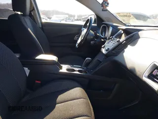 2015 Chevrolet Equinox LT z VIN 2GNFLFEK2F6256551, wystawiony jako IAAI lot #38308603 z przebiegiem 138 425 mil mil oraz . Historia ofert i sprzedaży dostępna na DreamBid. Obrazek 5.